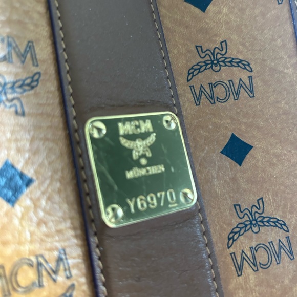 MCM Large Liz Tote - Picture 5 of 7